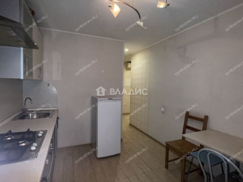 2-komnatnaya-ul-maksima-gorkogo-d-152a фото