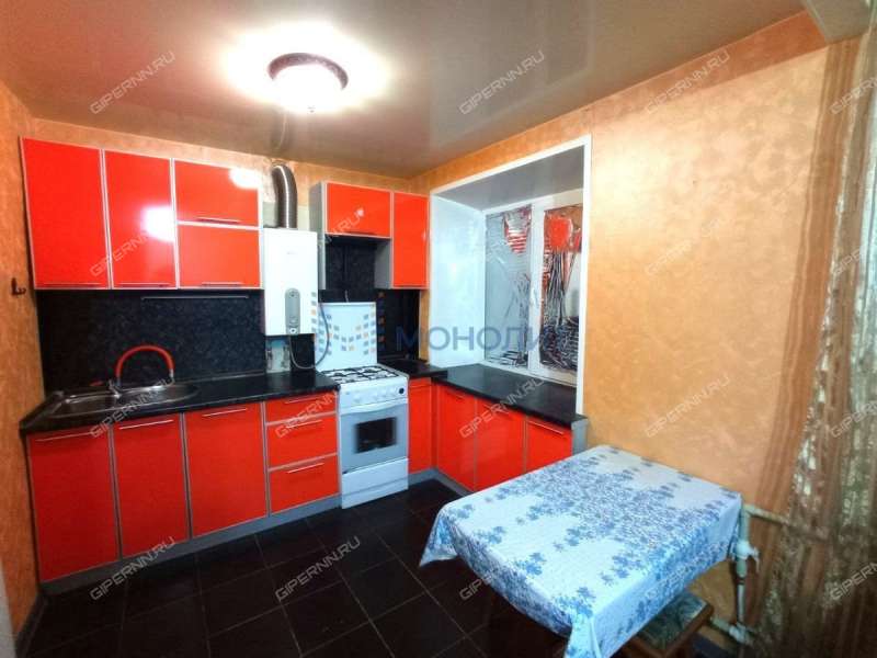 трёхкомнатная квартира на улице Фаворского дом 95 город Павлово