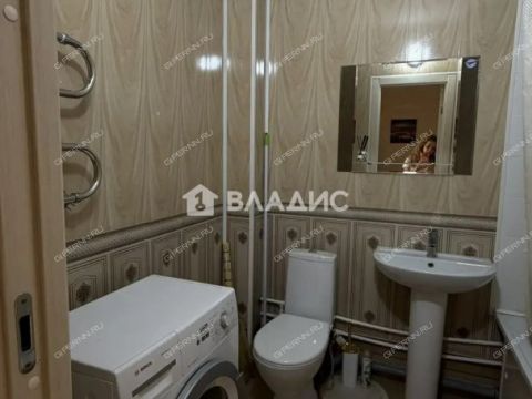 1-komnatnaya-ul-romantikov-d-3 фото
