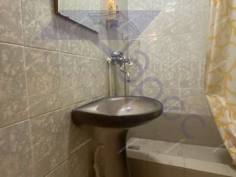 двухкомнатная квартира на улице Шаляпина дом 24