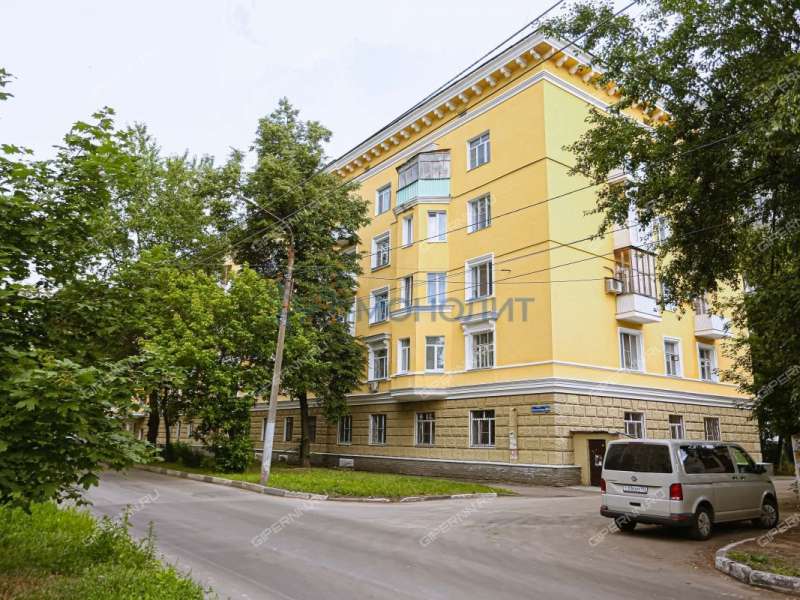 трёхкомнатная квартира на улице 50-летия Победы дом 6/2