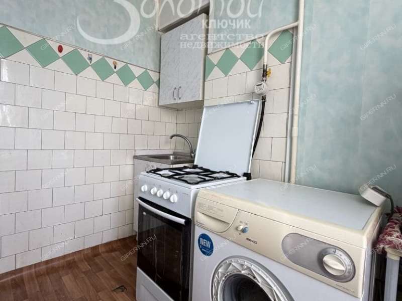 двухкомнатная квартира на улице Сергея Есенина дом 34