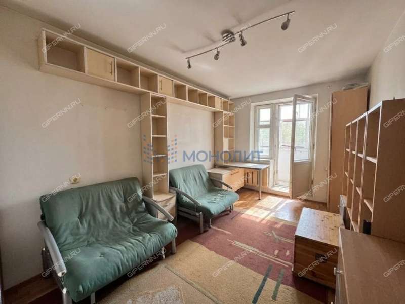 трёхкомнатная квартира на улице Искры дом 11