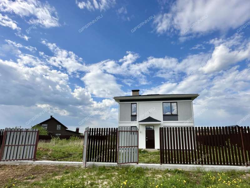 дом на Еловая ул. город Кстово