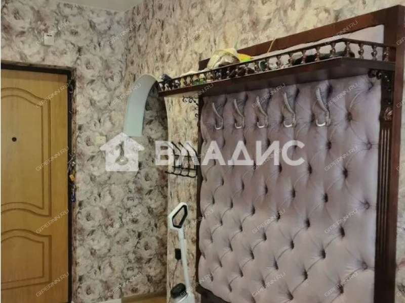 трёхкомнатная квартира на Молодёжном проспекте дом 38 к1