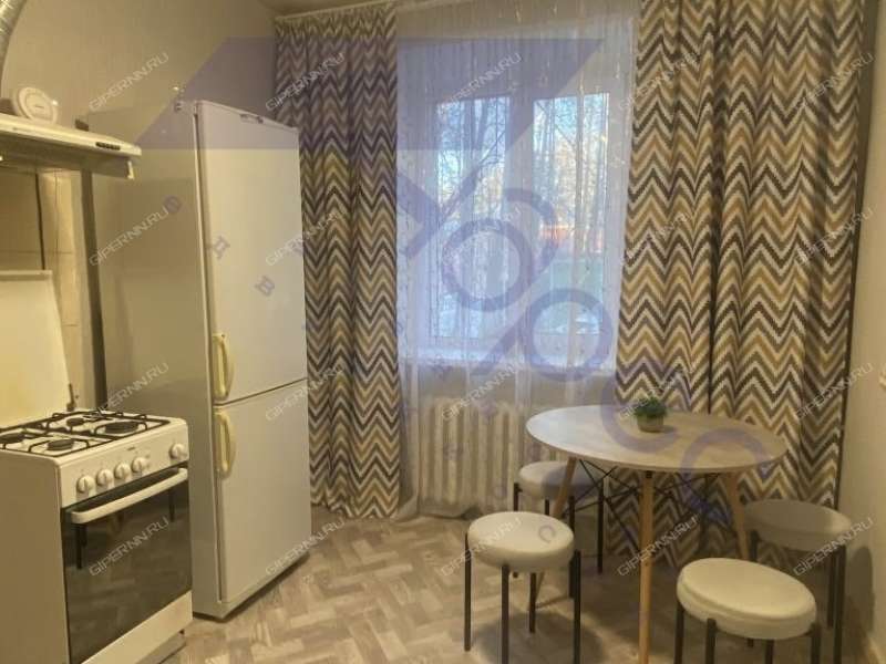 двухкомнатная квартира на проспекте Гагарина дом 106