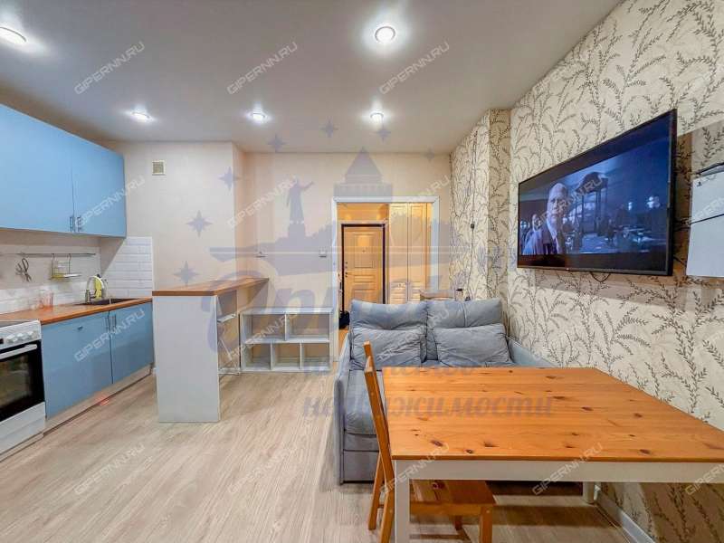 однокомнатная квартира на улице Июльских Дней дом 1, к2