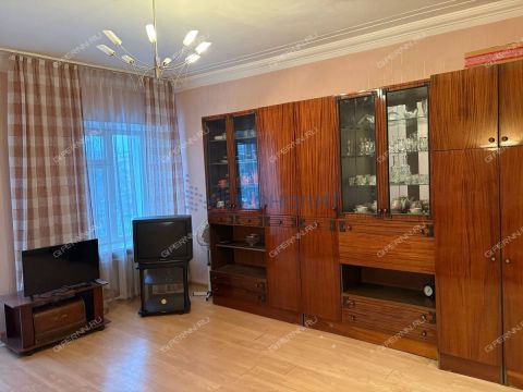 2-komnatnaya-ul-strazh-revolyucii-d-4 фото