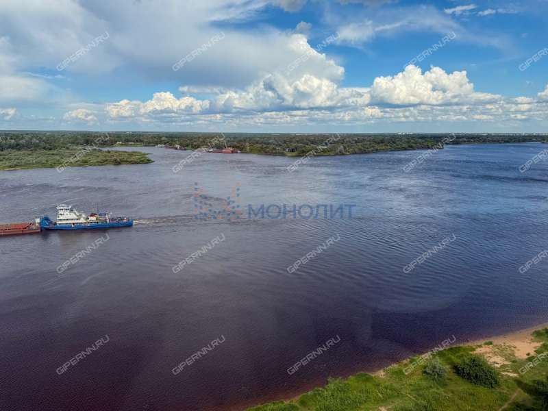 трёхкомнатная квартира на Волжской набережной дом 8 к2