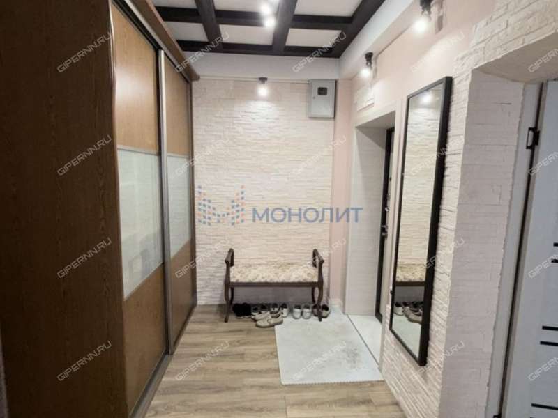 трёхкомнатная квартира на Совнаркомовской улице дом 25