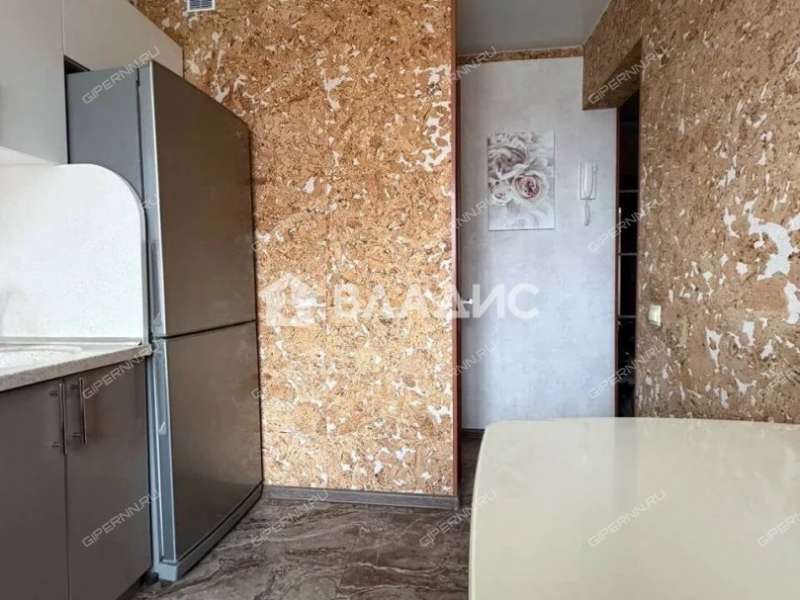 трёхкомнатная квартира на бульваре Космонавтов дом 12 город Дзержинск