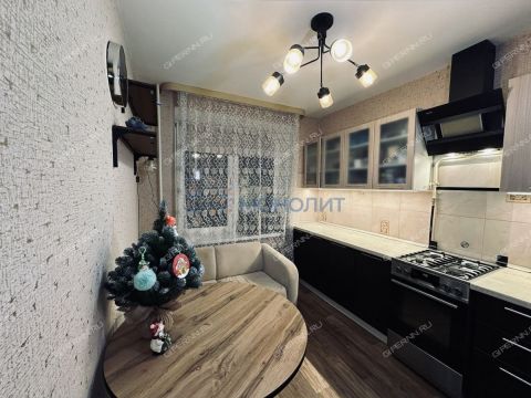 2-komnatnaya-ul-oktyabrskoy-revolyucii-d-51 фото