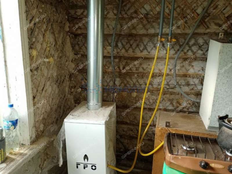 дом на Подгорной улице село Толба