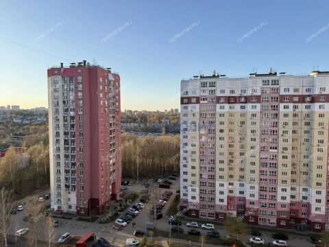 2-komnatnaya-b-r-60-letiya-oktyabrya-d-25-k2 фото