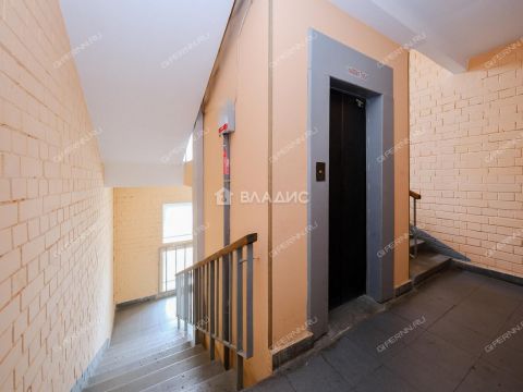 4-komnatnaya-ul-belinskogo-d-62 фото