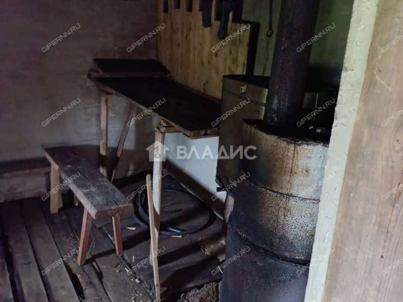 дом на улице Ленина село Новосёлки