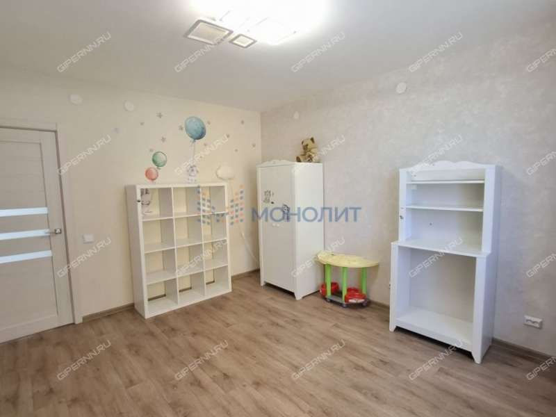 трёхкомнатная квартира на улице Романтиков дом 8