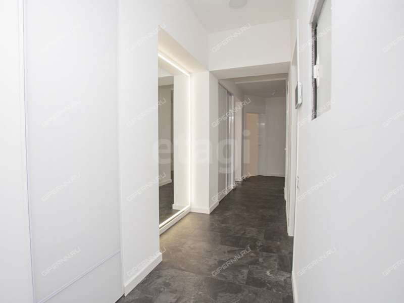 трёхкомнатная квартира на улице Минина дом 29