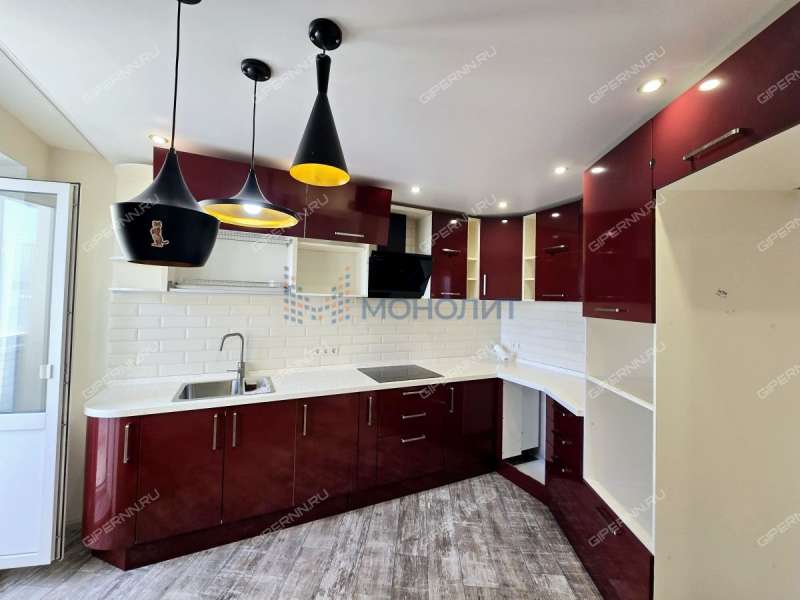 трёхкомнатная квартира на улице Композитора Касьянова дом 1