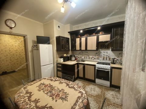 3-komnatnaya-ul-bogdanovicha-d-4-k1 фото