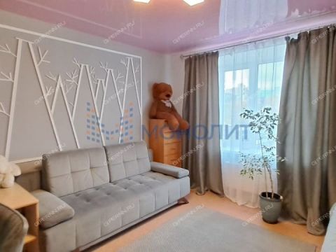 3-komnatnaya-ul-vyatskaya-d-9 фото