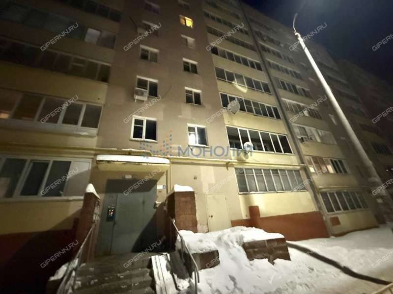 трёхкомнатная квартира на Республиканской улице дом 33