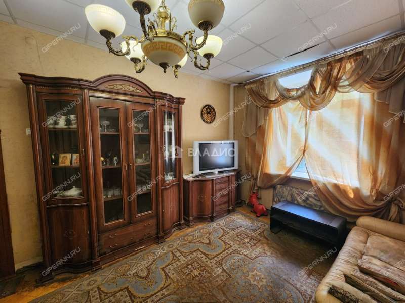 трёхкомнатная квартира на Путейской улице дом 1