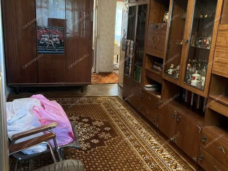 трёхкомнатная квартира на улице Веденяпина дом 16а