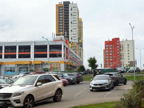 1-komnatnaya-ul-romantikov-d-8 фото