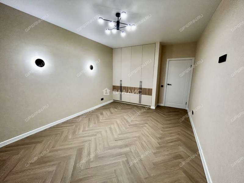 трёхкомнатная квартира на Лысогорской улице дом 89 к3