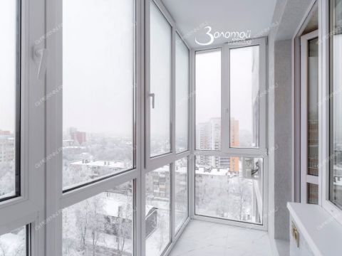 3-komnatnaya-ul-svetlogorskaya-d-6 фото