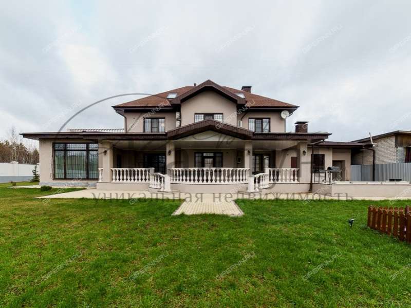 дом на Горная ул. деревня Ржавка