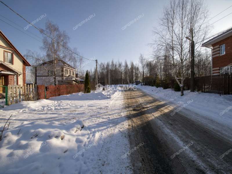 дом на  деревня Утечино