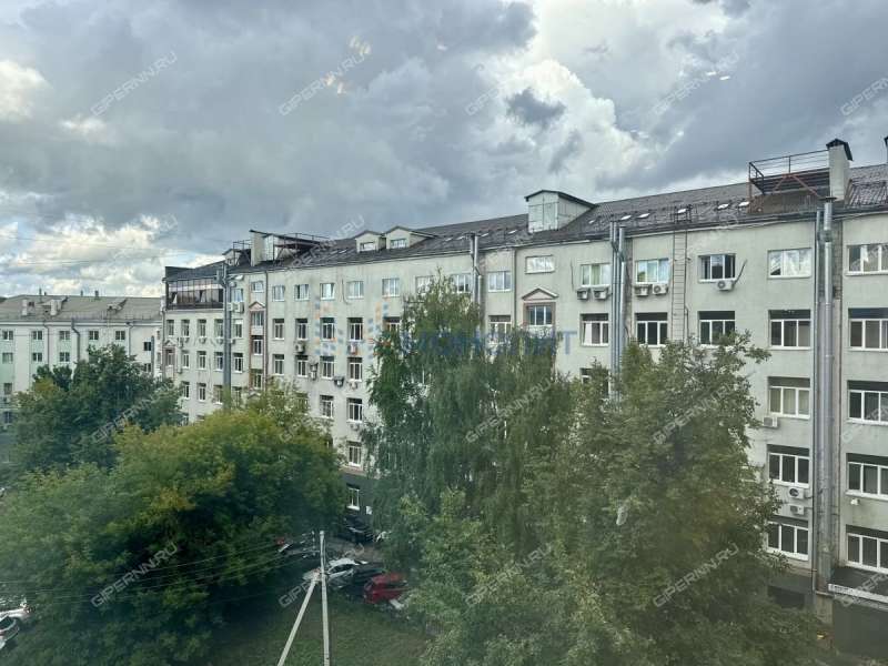 четырёхкомнатная квартира на улице Воровского дом 3