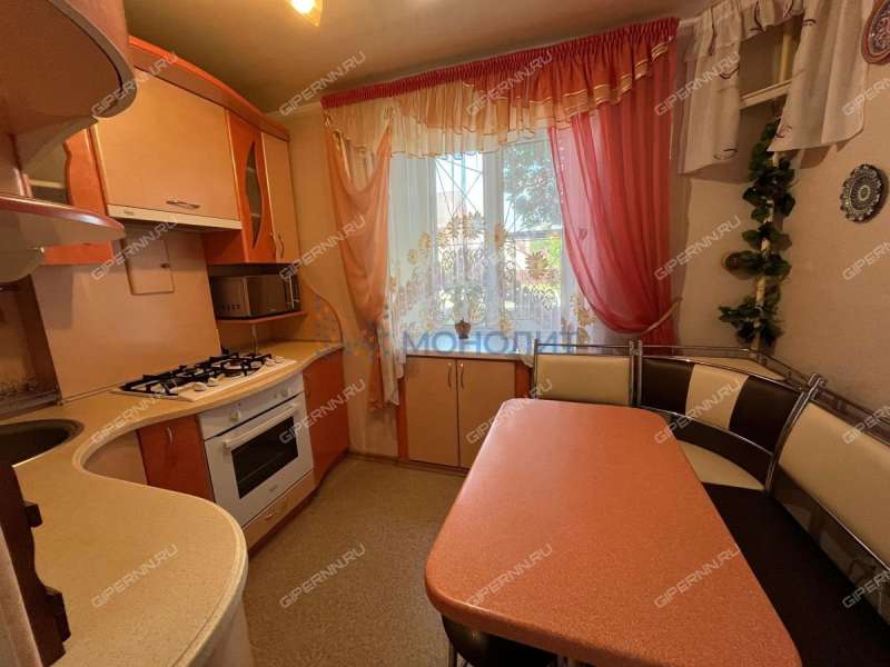 трёхкомнатная квартира на Снежной улице дом 25 к1