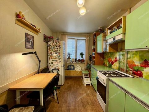 4-komnatnaya-ul-bogdanovicha-d-1-k2 фото