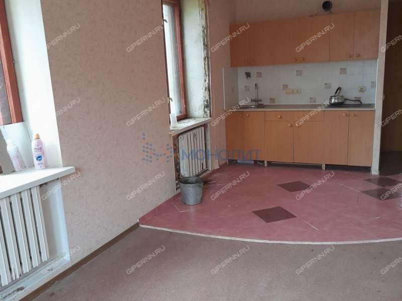 здание под офис, торговую площадь на улице Седова село Работки