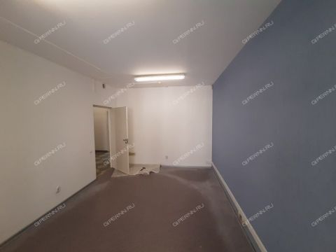 ul-maksima-gorkogo-d-50 фото