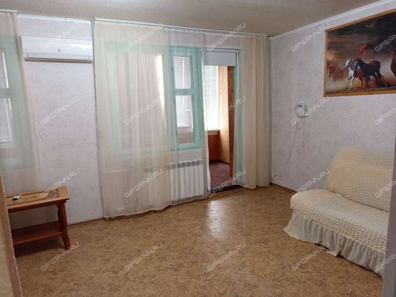 однокомнатная квартира на проспекте Бусыгина дом 48