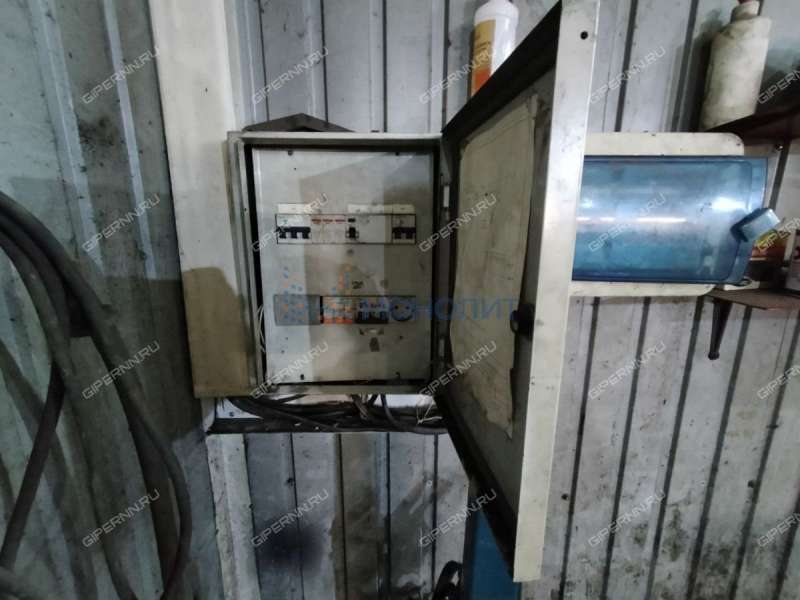 здание под склад, недвижимость под автобизнес на улице Григоровича