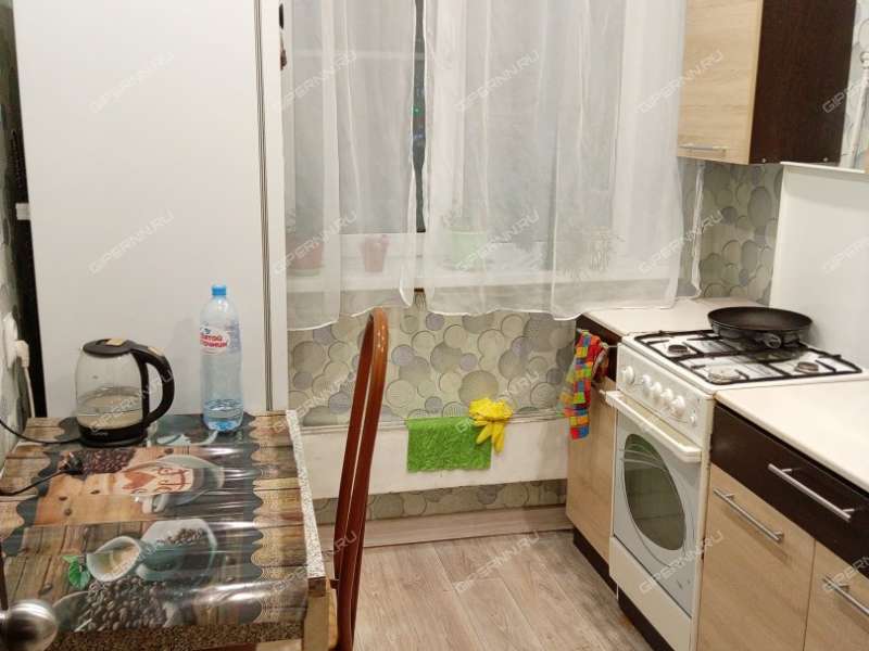 двухкомнатная квартира на проспекте Бусыгина дом 16