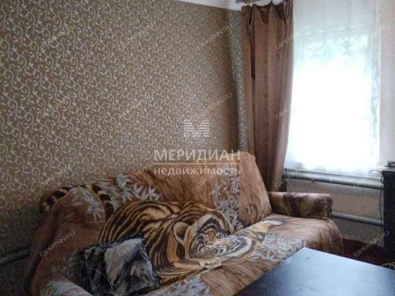 дом на Луговой улице село Татарское