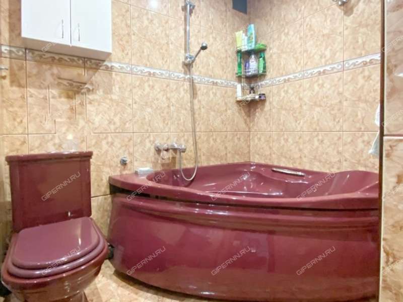 трёхкомнатная квартира на улице Сергея Есенина дом 14