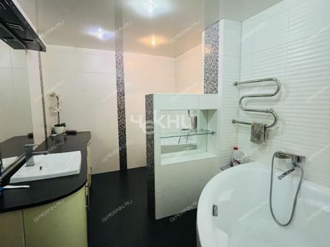 5-komnatnaya-ul-krasnyh-zor-d-22 фото