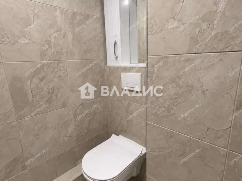 трёхкомнатная квартира на улице Движенцев дом 1