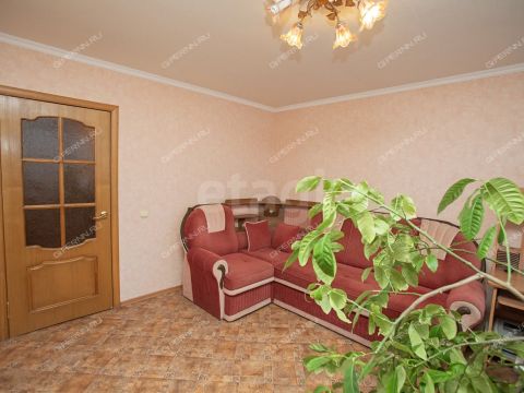 2-komnatnaya-ul-miroshnikova-d-3b фото