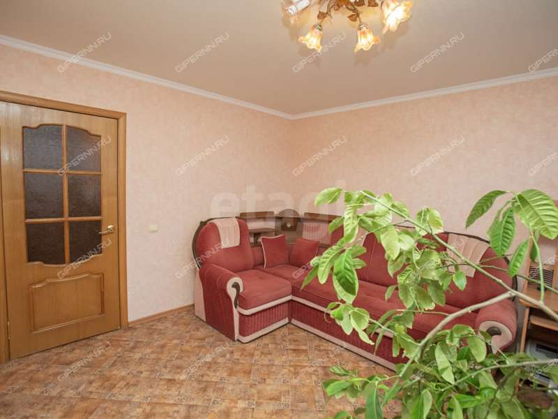 двухкомнатная квартира на улице Мирошникова дом 3б