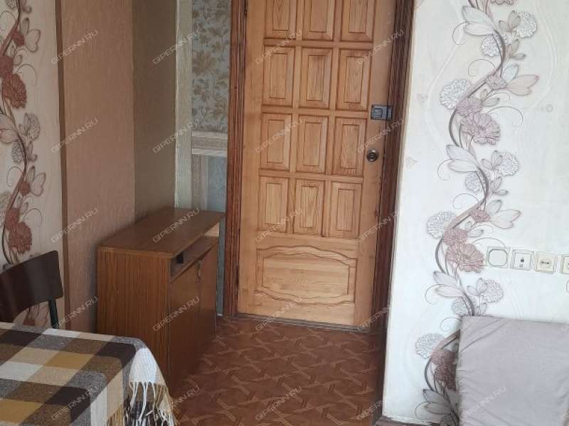 комната в доме 15а на улице Дружаева