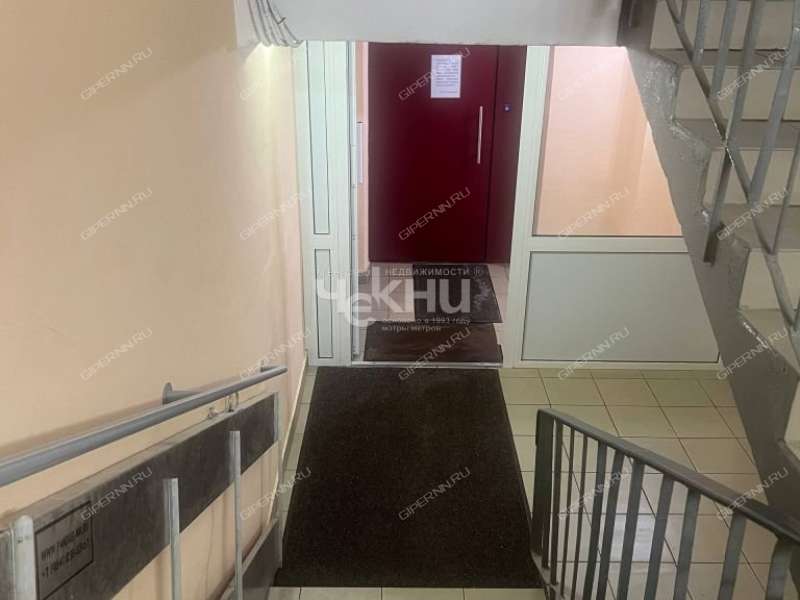 трёхкомнатная квартира на Полтавской улице дом 35