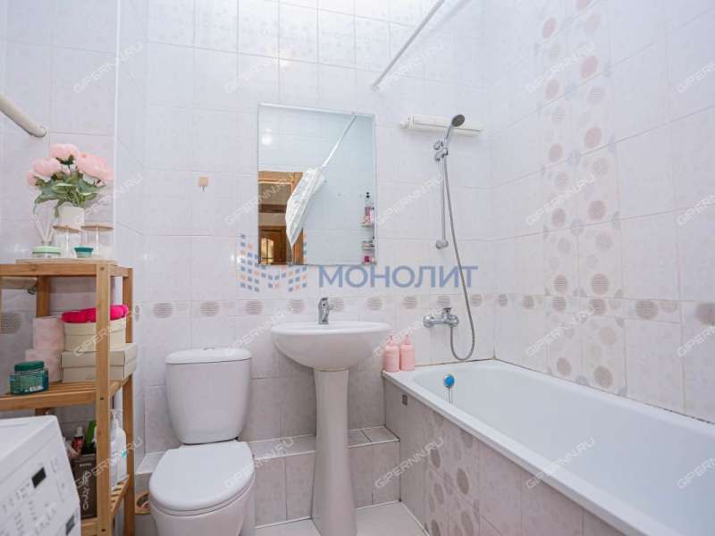 однокомнатная квартира на бульваре 60-летия Октября дом 23 к4